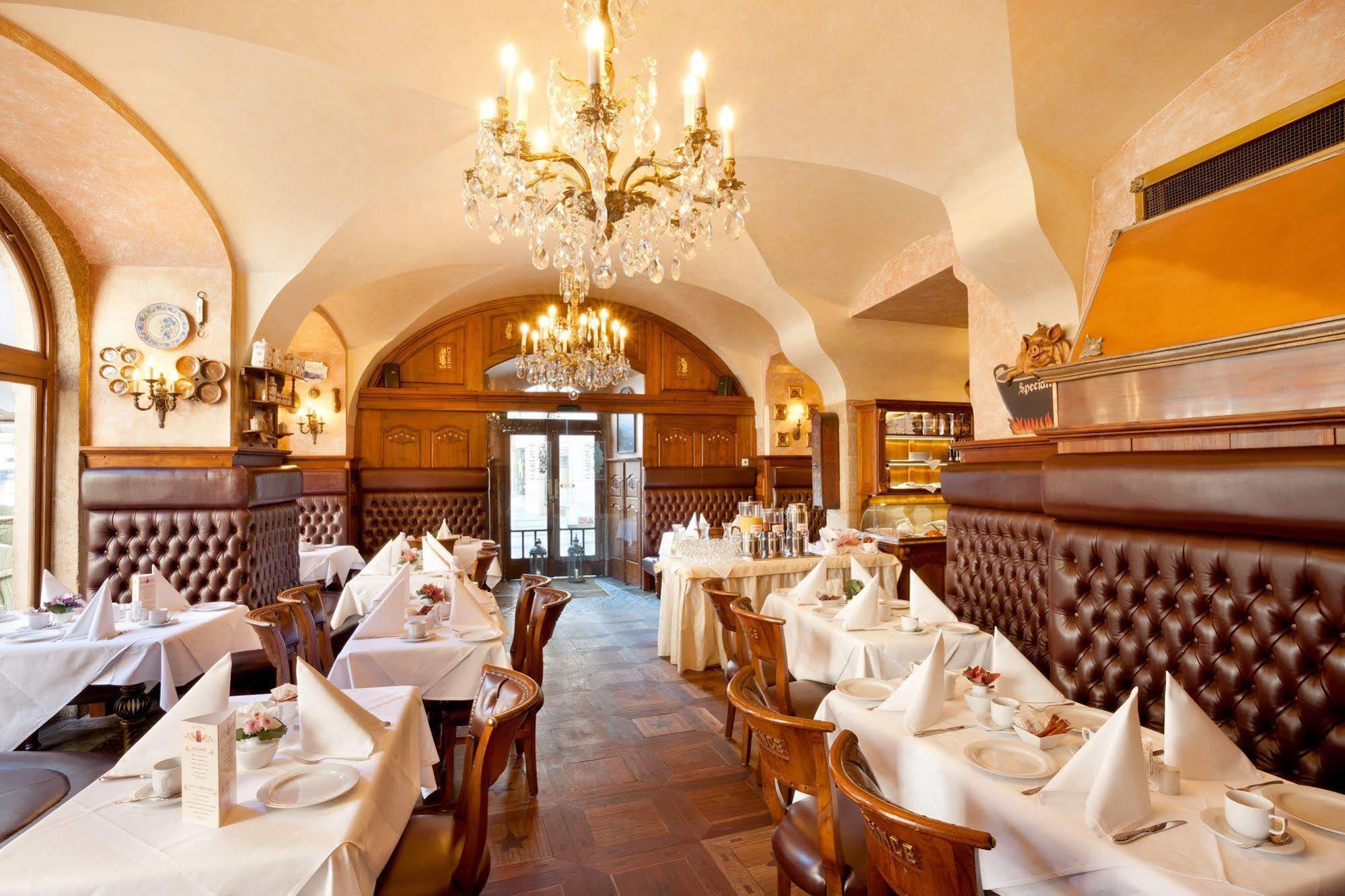 U By Bhg Hotel Praha