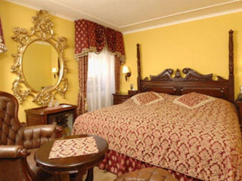U By Bhg Hotell Prag